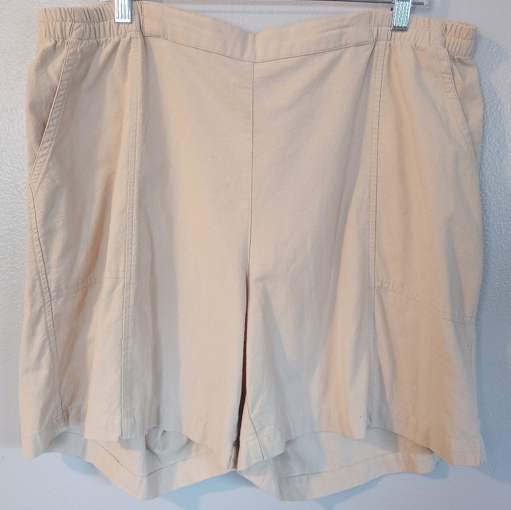 Women's 1x neutral beige knee-length pull-on cotton shorts w/ elastic waistband